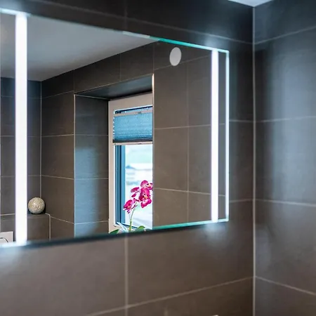 Amelies Mountain View Apartment