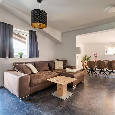 Amelies Mountain View *